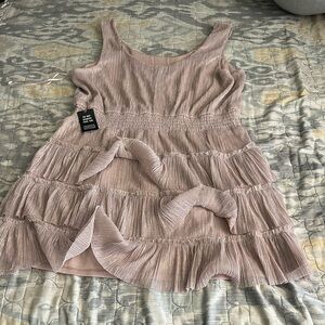 Express short pink lg dress, perfect for dancing! Brand new.